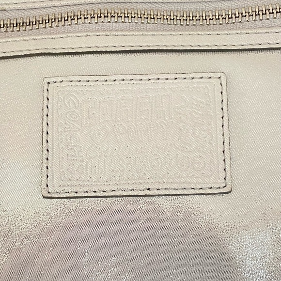 Coach “Poppy” Handbag - Picture 4 of 16